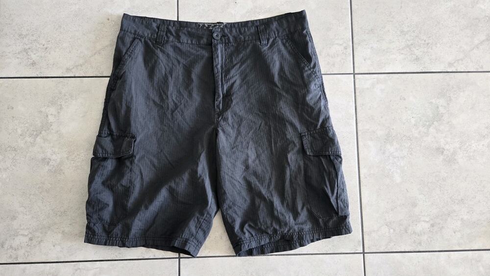 No Fear Shorts Mens Size 38 Cargo Skate Punk Button Fly Pockets